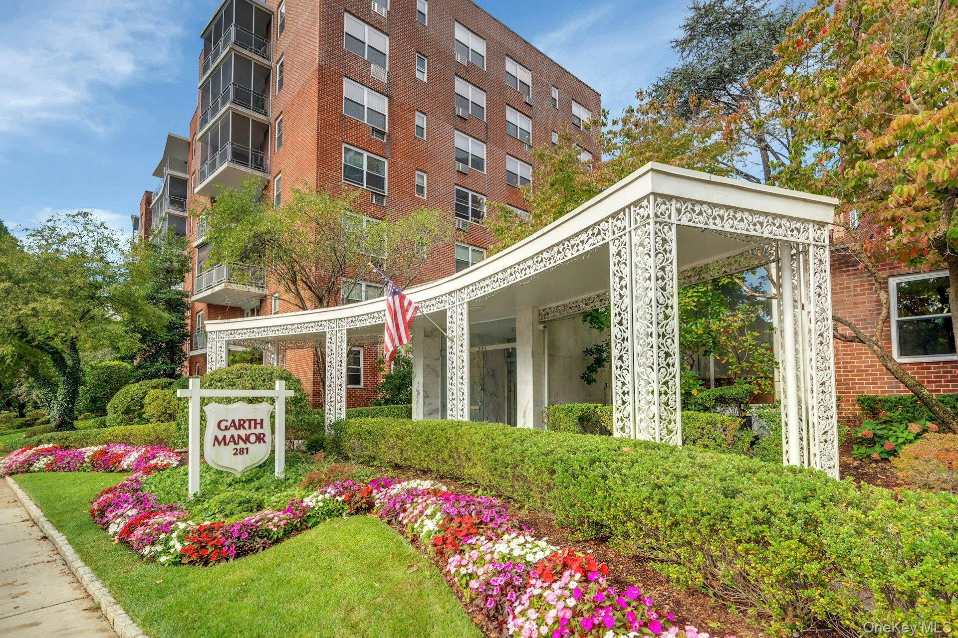 281 Garth Road, Unit C2H