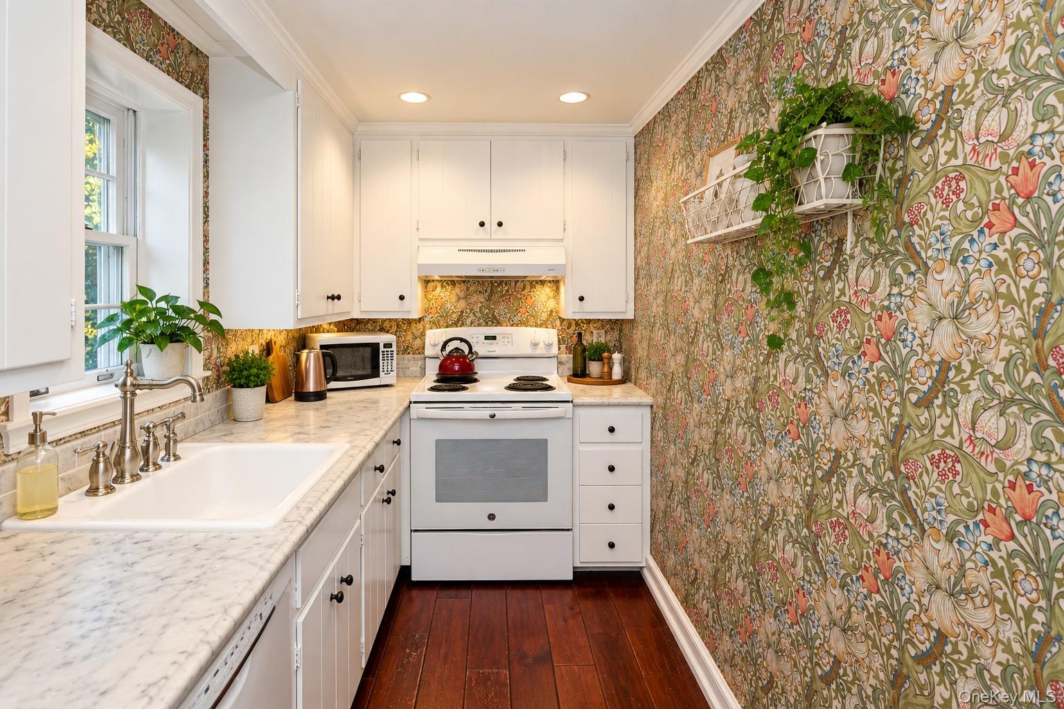 80 E Broadway – For Sale photo 15