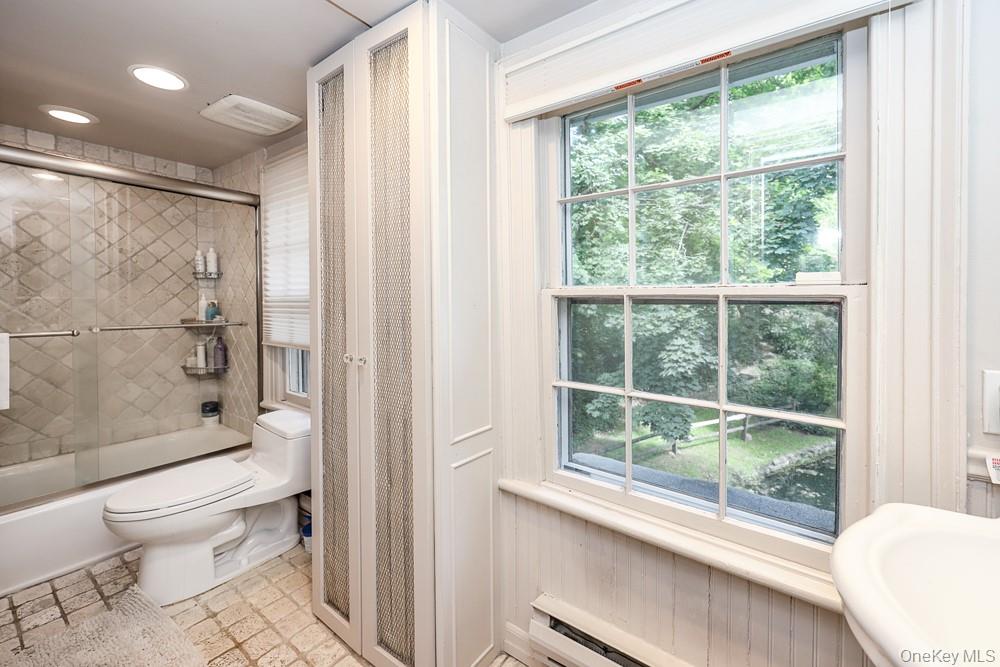 80 E Broadway – For Sale photo 23
