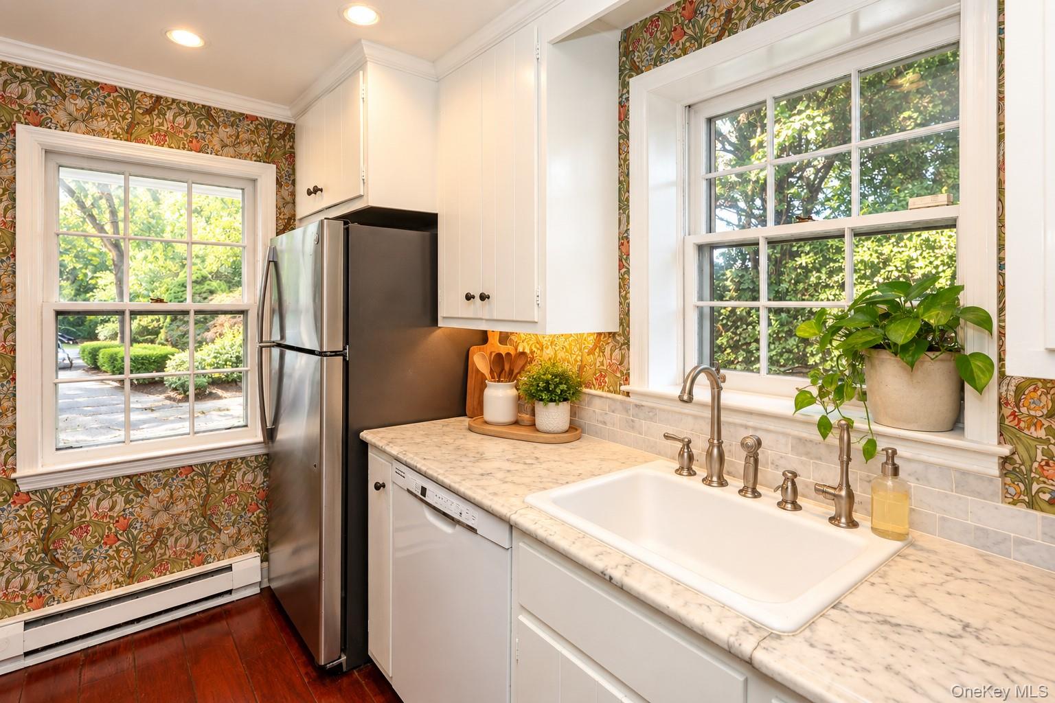 80 E Broadway – For Sale photo 17