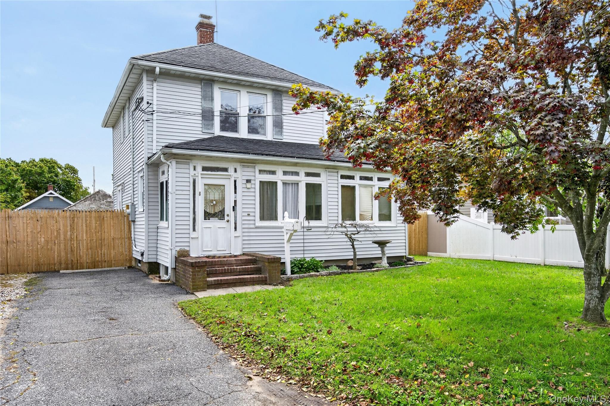 8 Juliet Street – For Sale