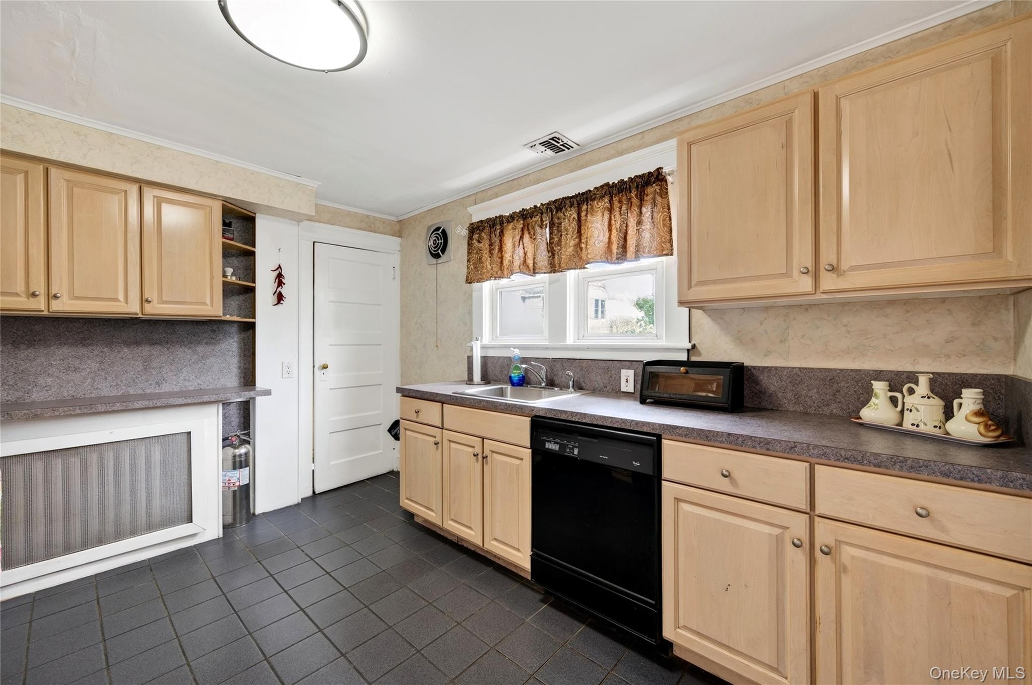 8 Juliet Street – For Sale photo 14