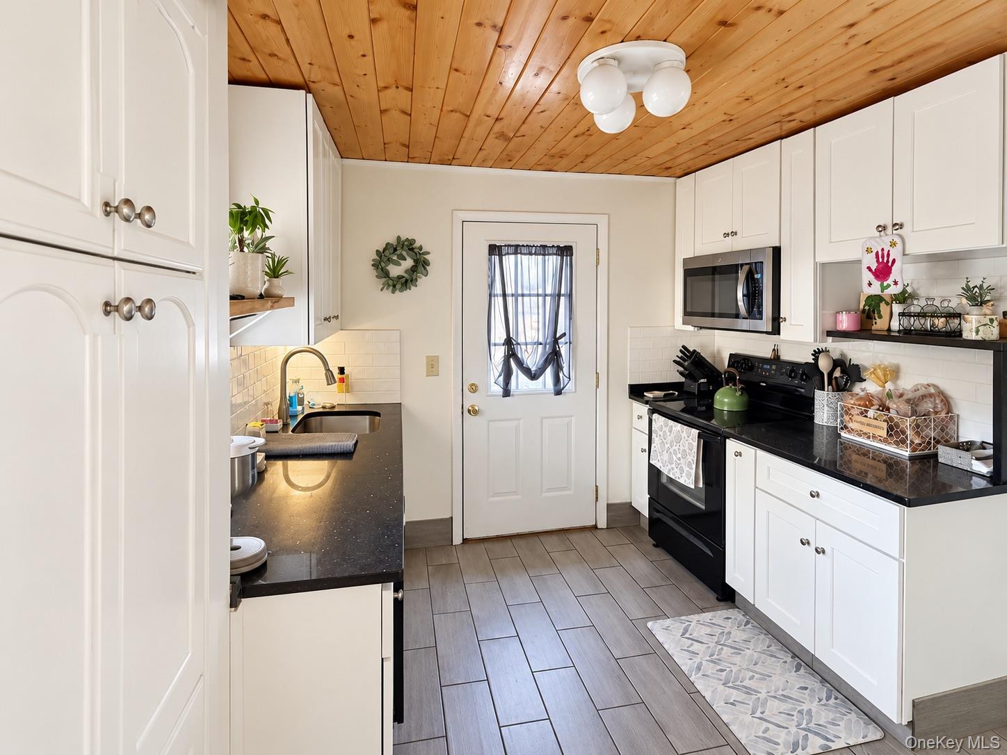 20 West Street – For Rent photo 2