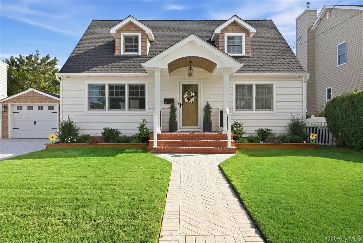 67 Raff Avenue – For Sale
