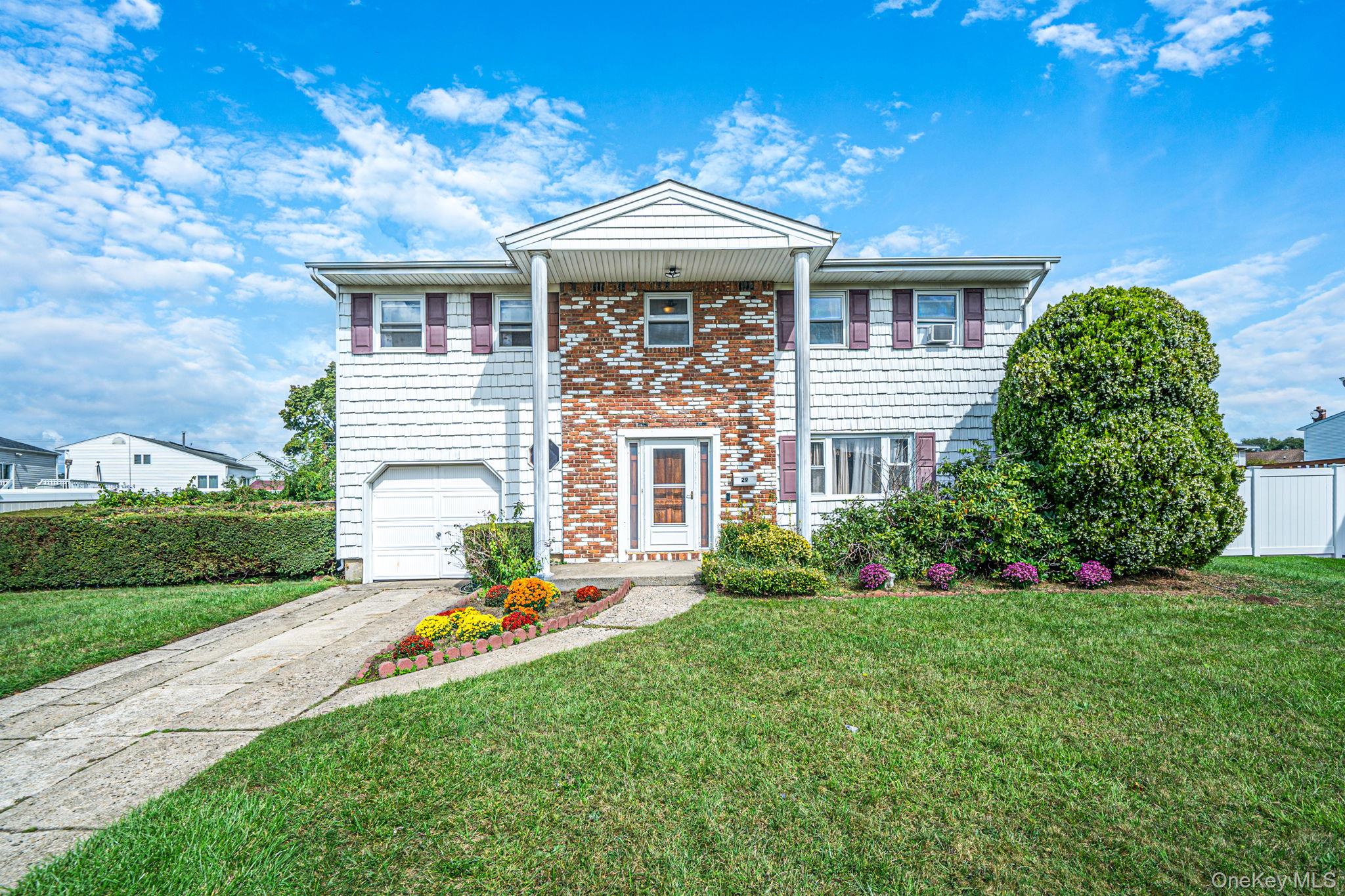 29 Sunshine Lane – For Sale