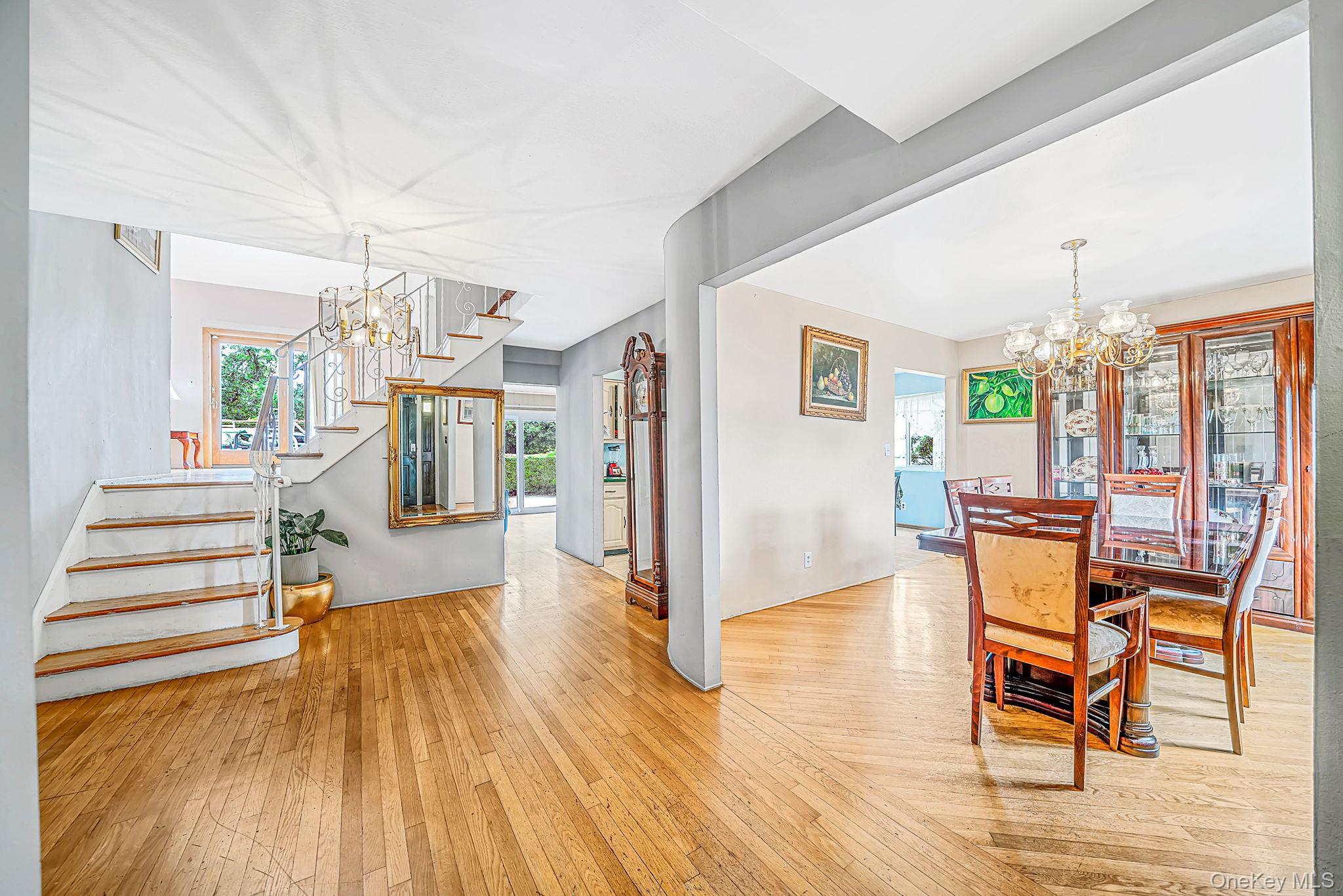 29 Sunshine Lane – For Sale photo 2