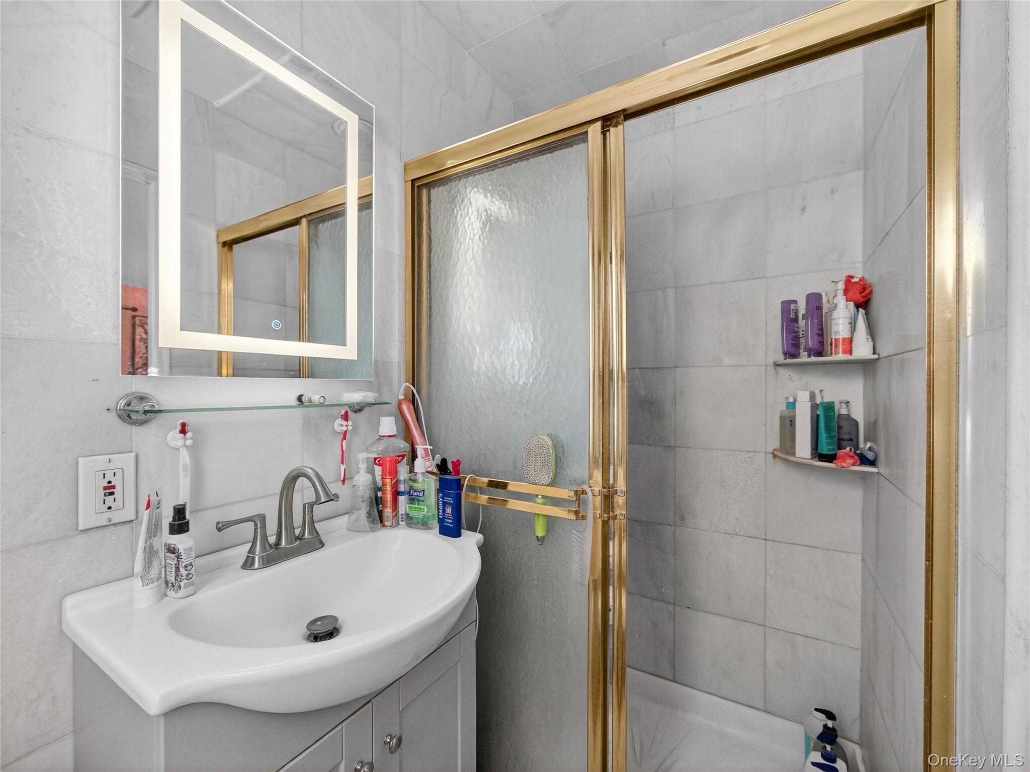450 Valentine Avenue – For Sale photo 15