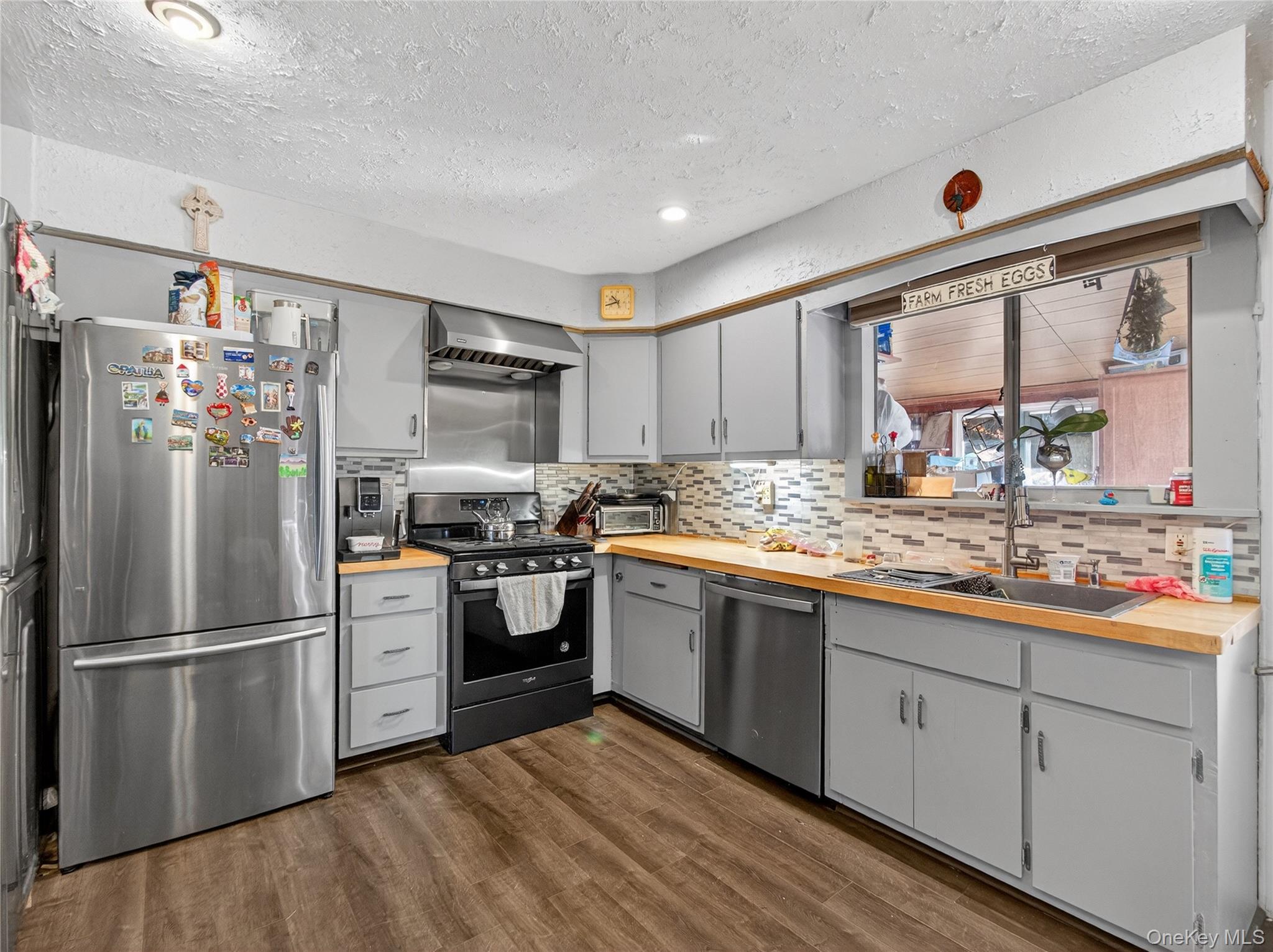 450 Valentine Avenue – For Sale photo 11