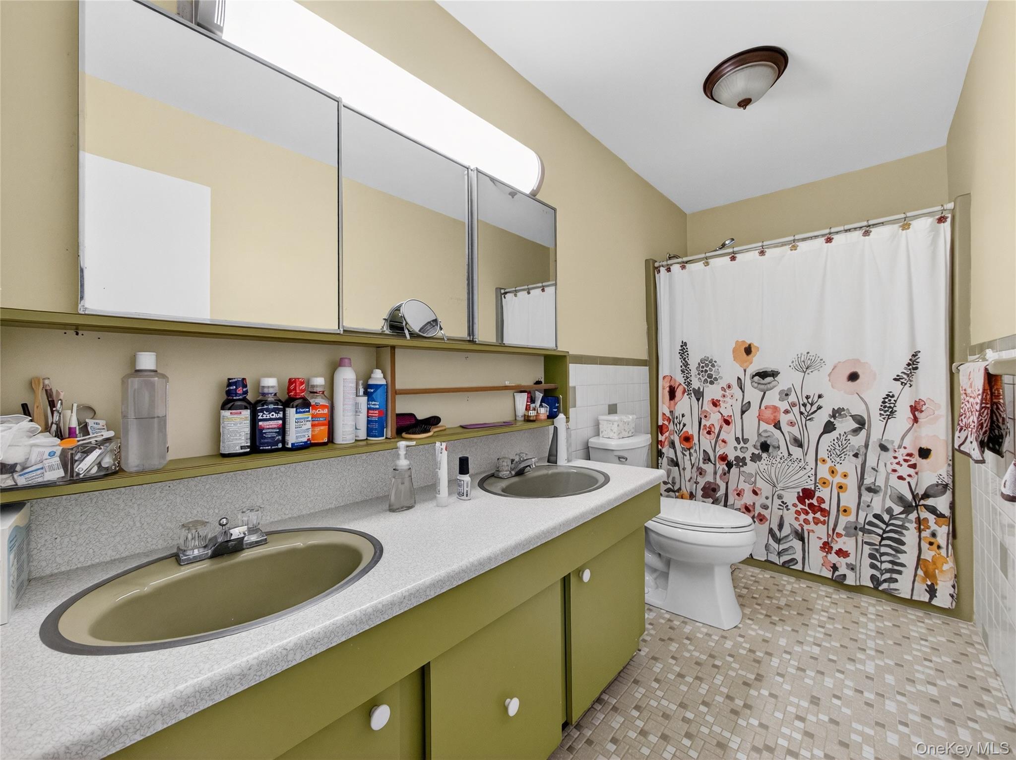 450 Valentine Avenue – For Sale photo 19