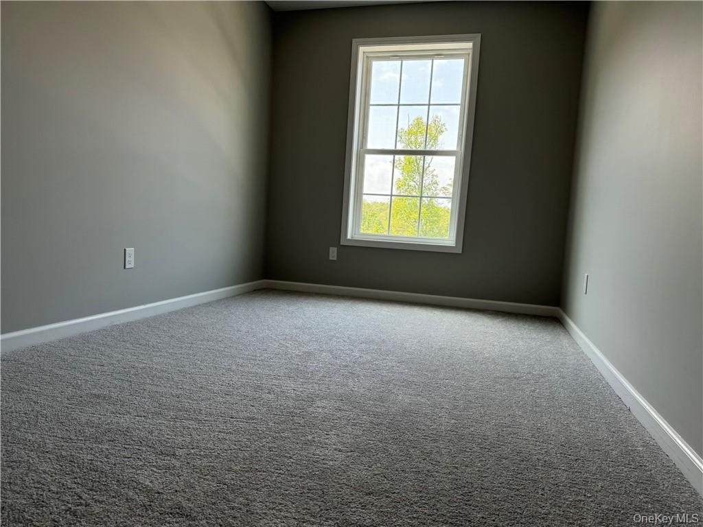 16 Pinto Road W – For Rent photo 27