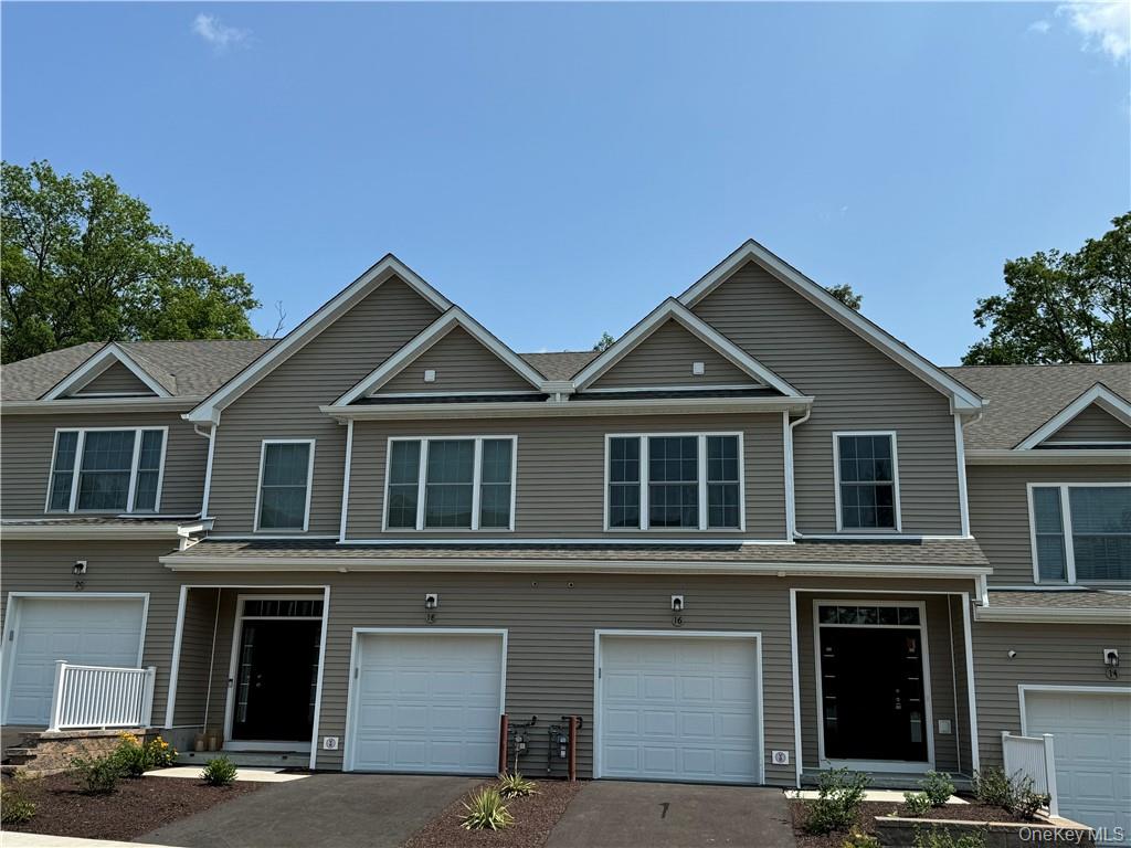 16 Pinto Road W – For Rent