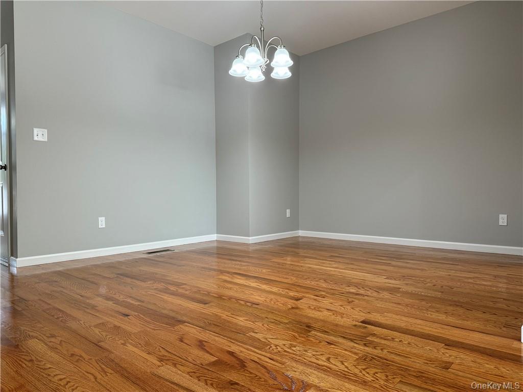 16 Pinto Road W – For Rent photo 9