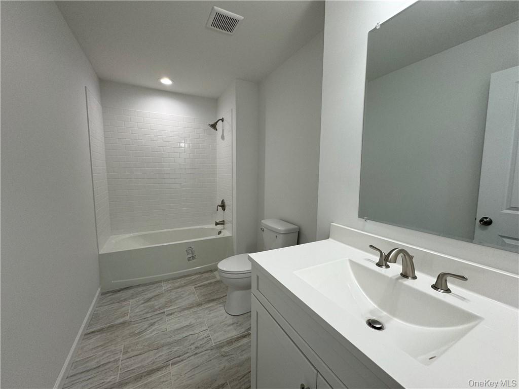 16 Pinto Road W – For Rent photo 25