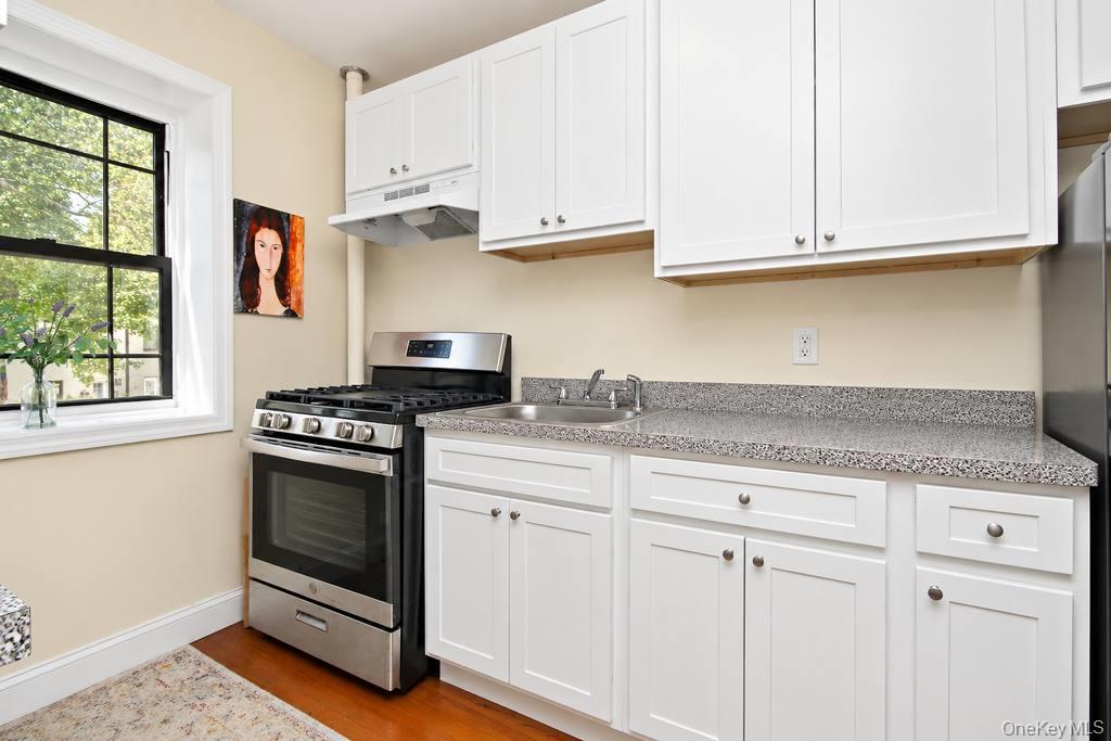 12 Field End Lane, Unit 2L photo 3