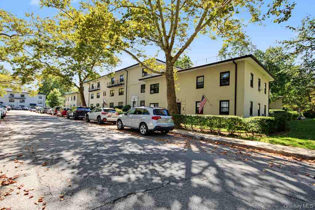 12 Field End Lane, Unit 2L photo 31