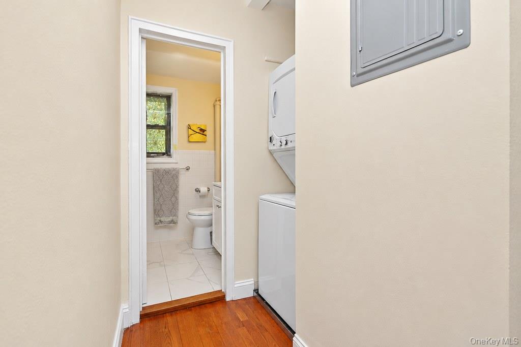 12 Field End Lane, Unit 2L photo 22