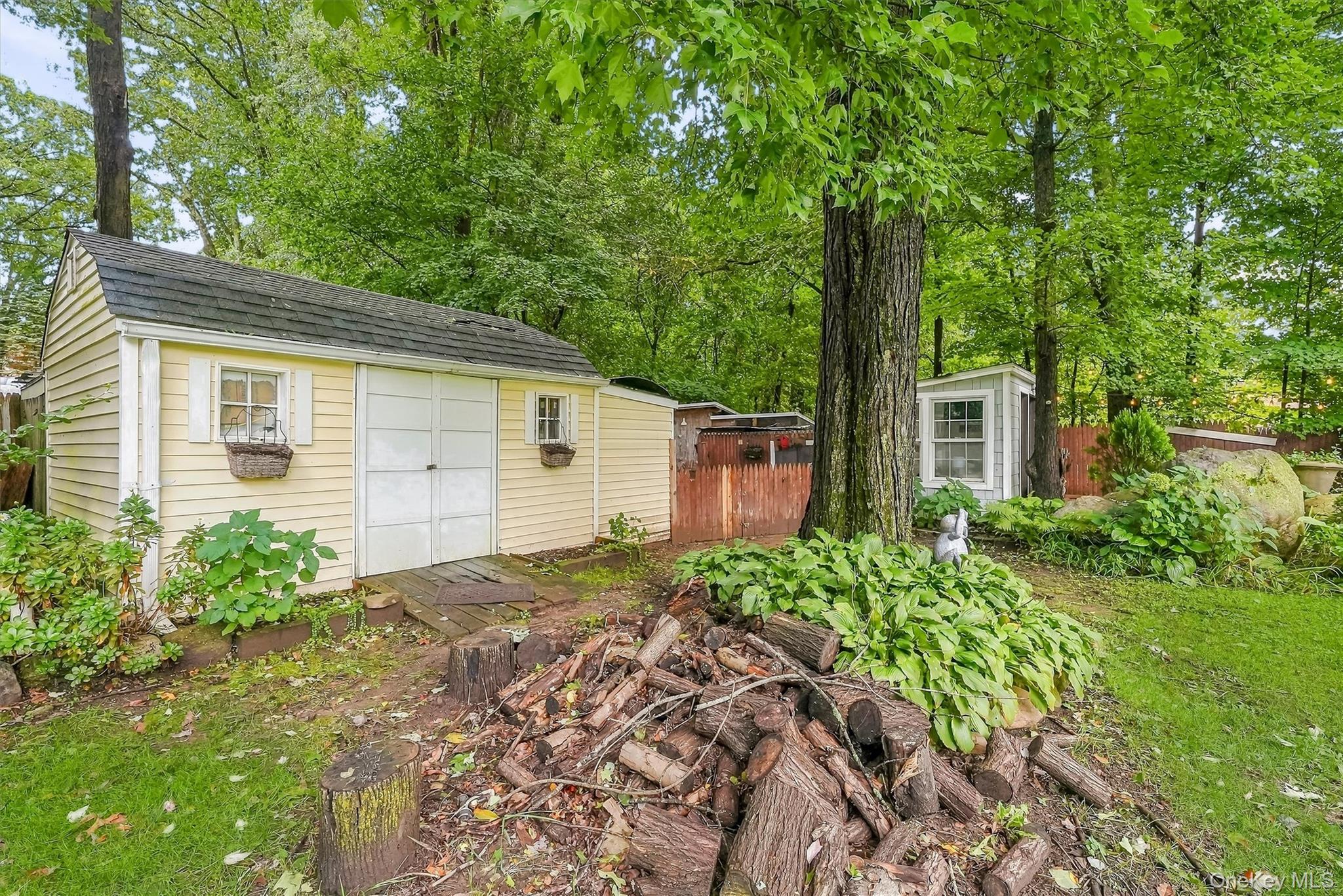 104 S Airmont Road – For Sale photo 47