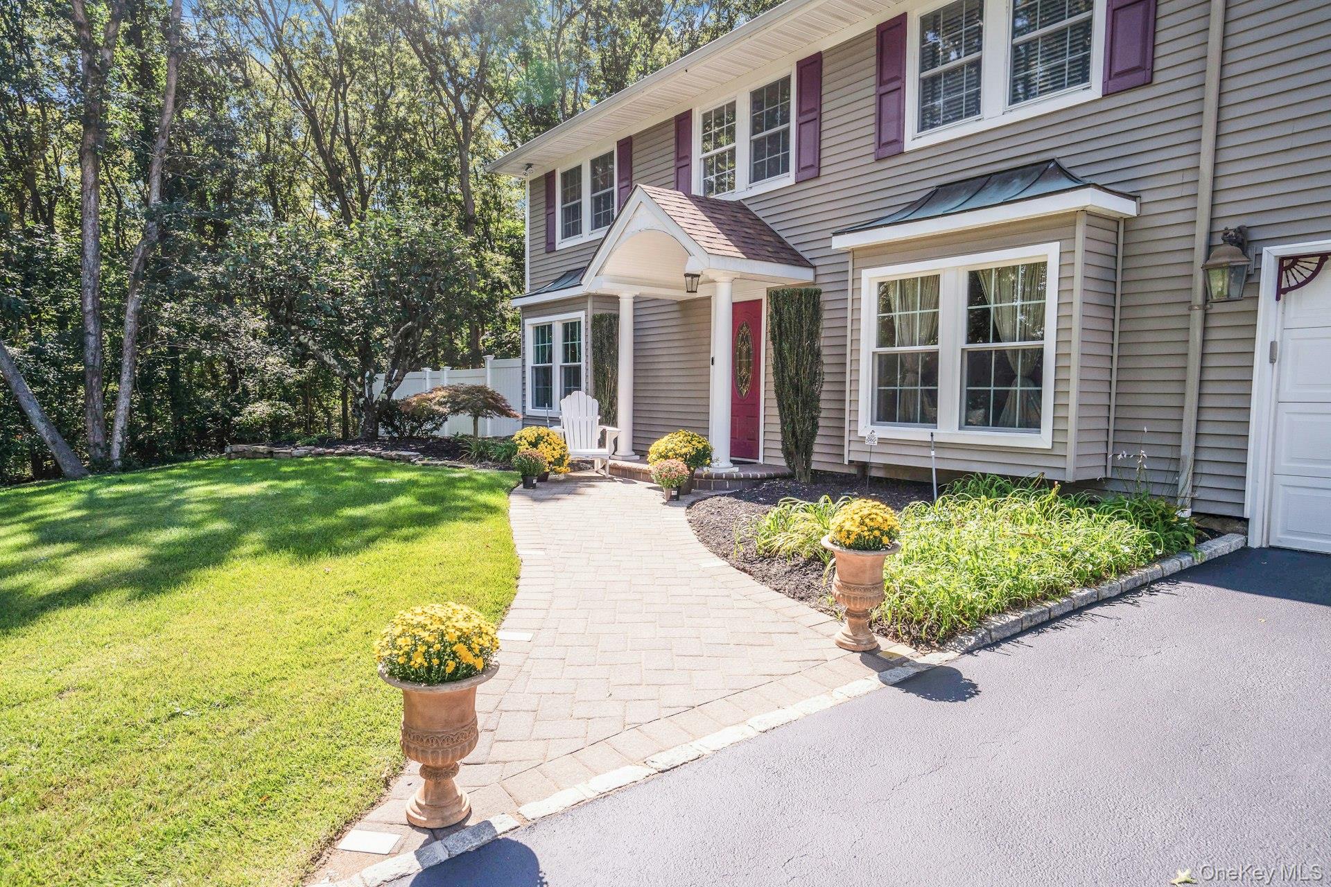 43 Stonehurst Lane – For Sale photo 4
