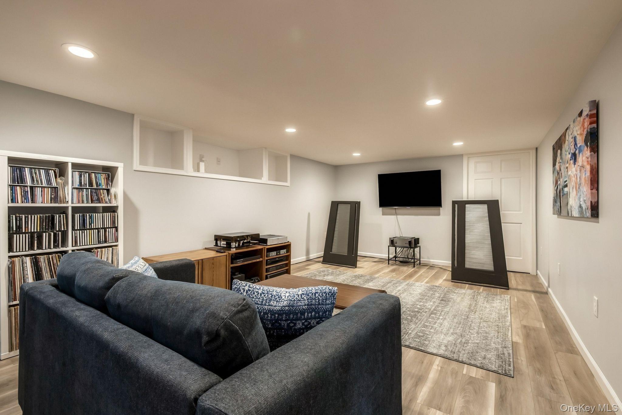 9 N Jefferson Avenue – For Sale photo 26