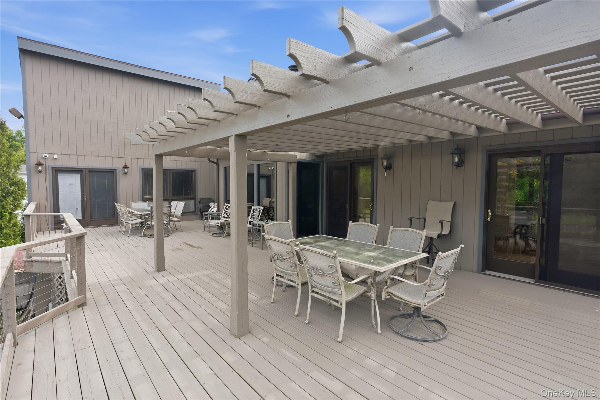 6 Flower Road – For Sale photo 26