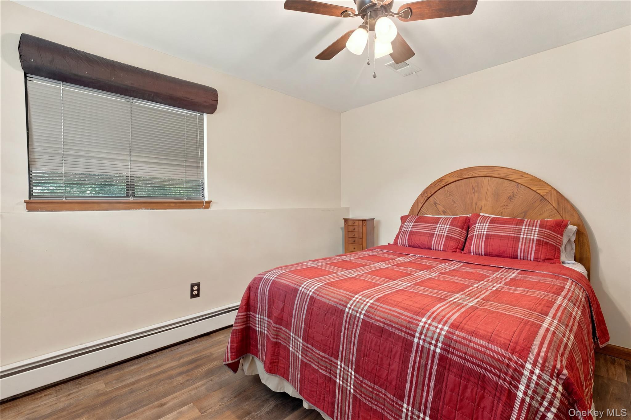 6 Flower Road – For Sale photo 23