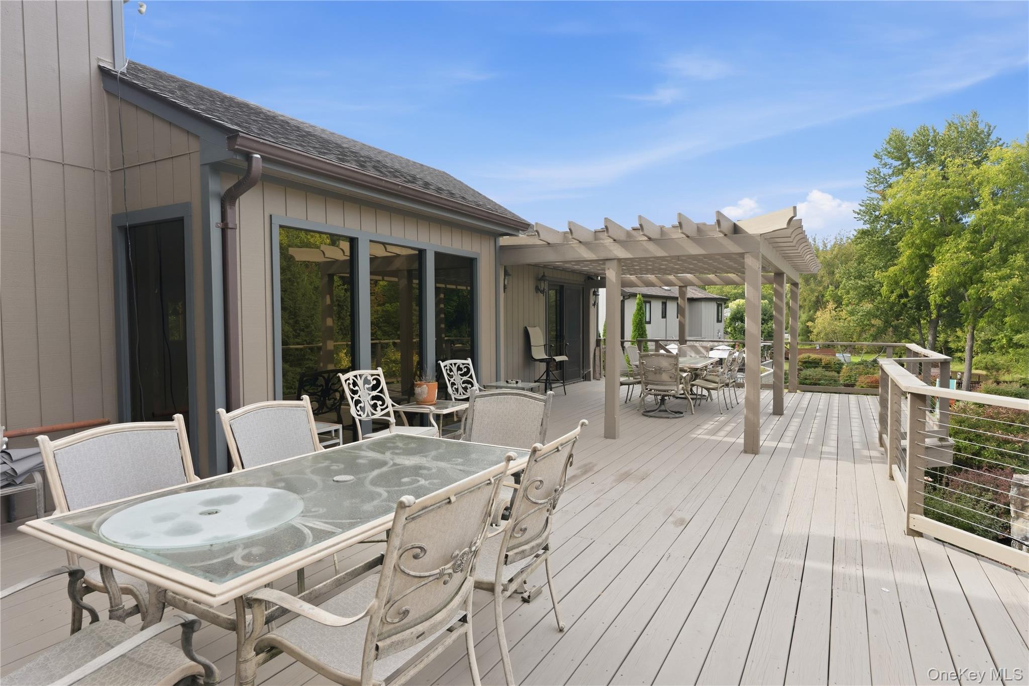 6 Flower Road – For Sale photo 27