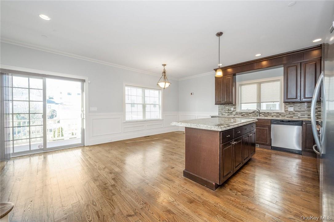 152 Crotona Avenue – For Rent photo 11
