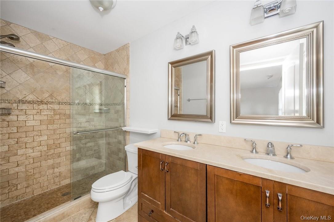 152 Crotona Avenue – For Rent photo 22