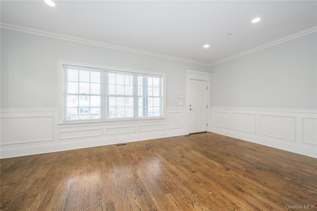 152 Crotona Avenue – For Rent photo 6