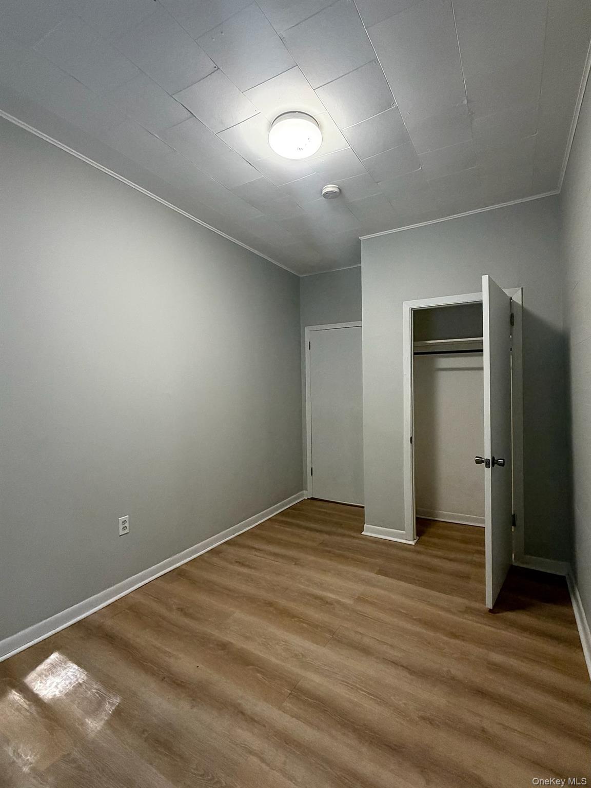 10 River Street – For Sale photo 7