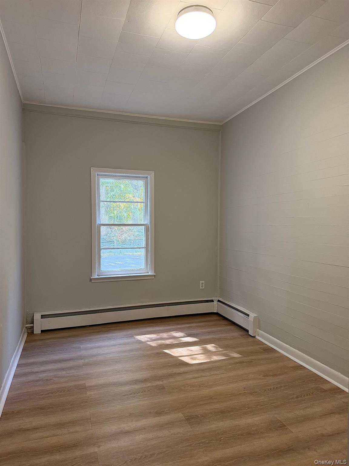 10 River Street – For Sale photo 4