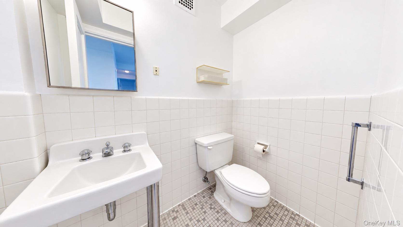115 E 61st Street, Unit 10N photo 17