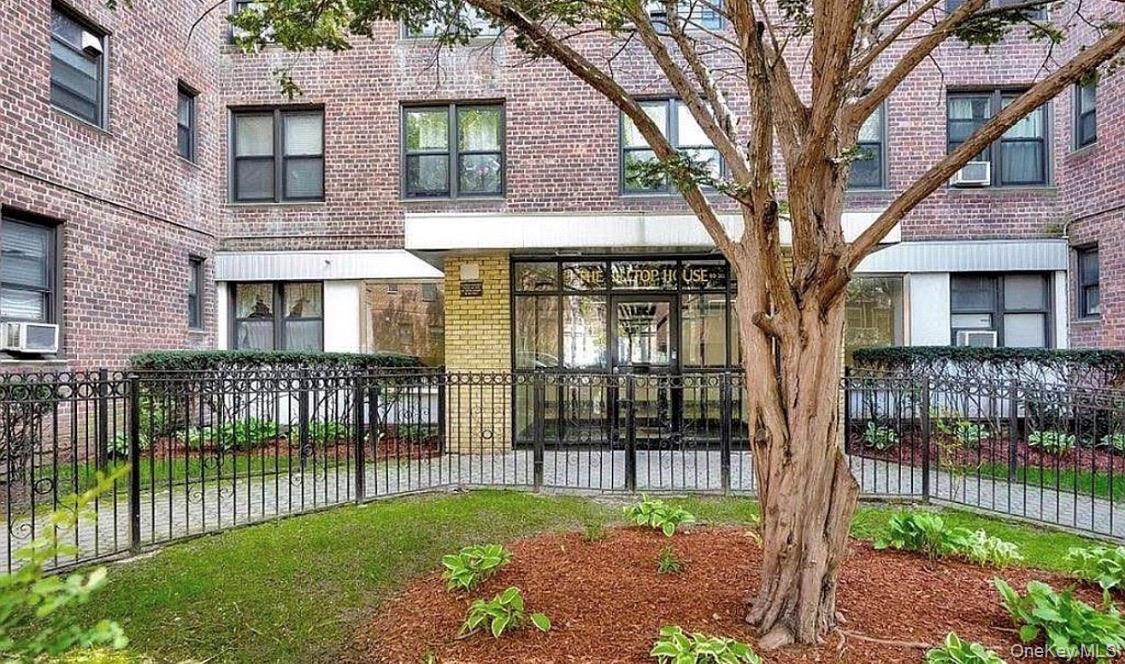 89-20 55th Avenue, Unit 1P photo 45