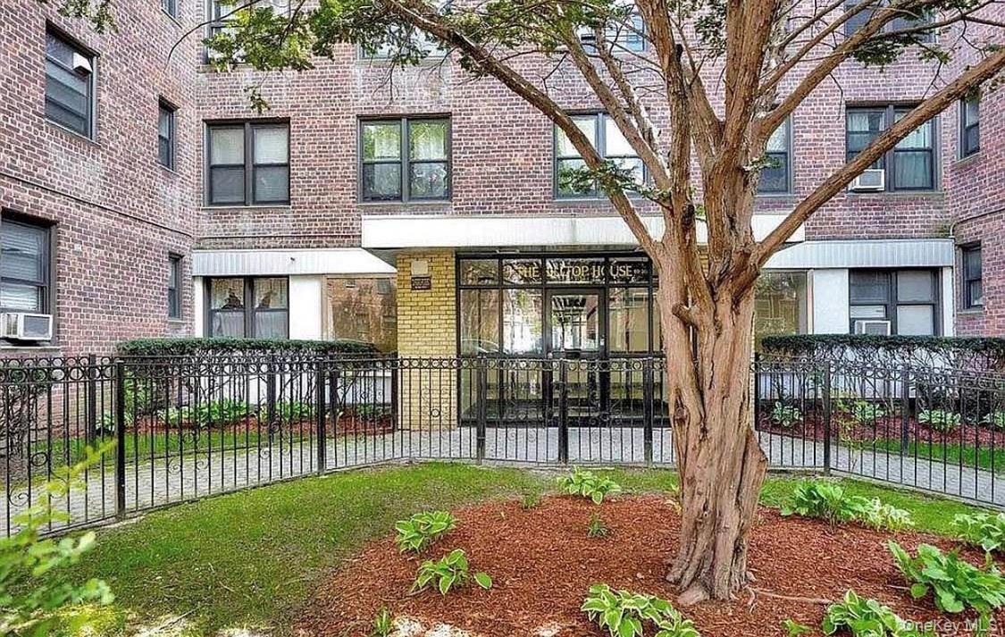89-20 55th Avenue, Unit 1P photo 40