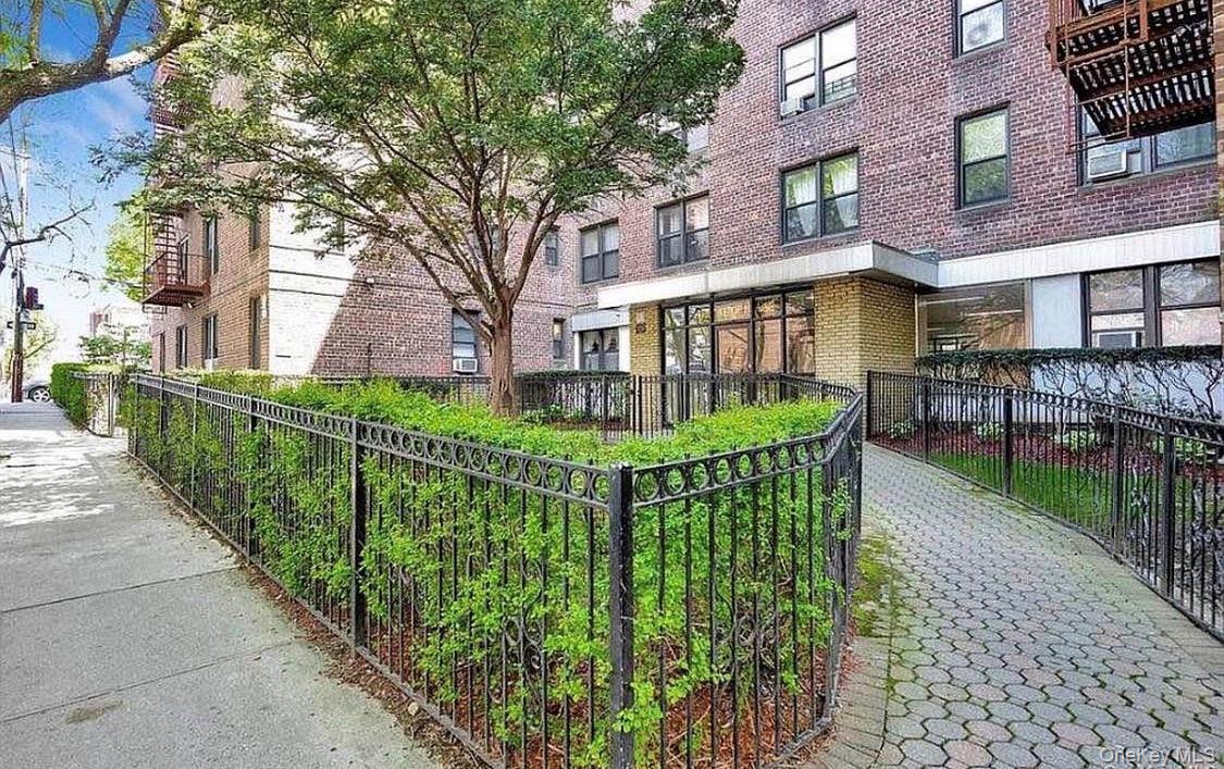 89-20 55th Avenue, Unit 1P photo 39