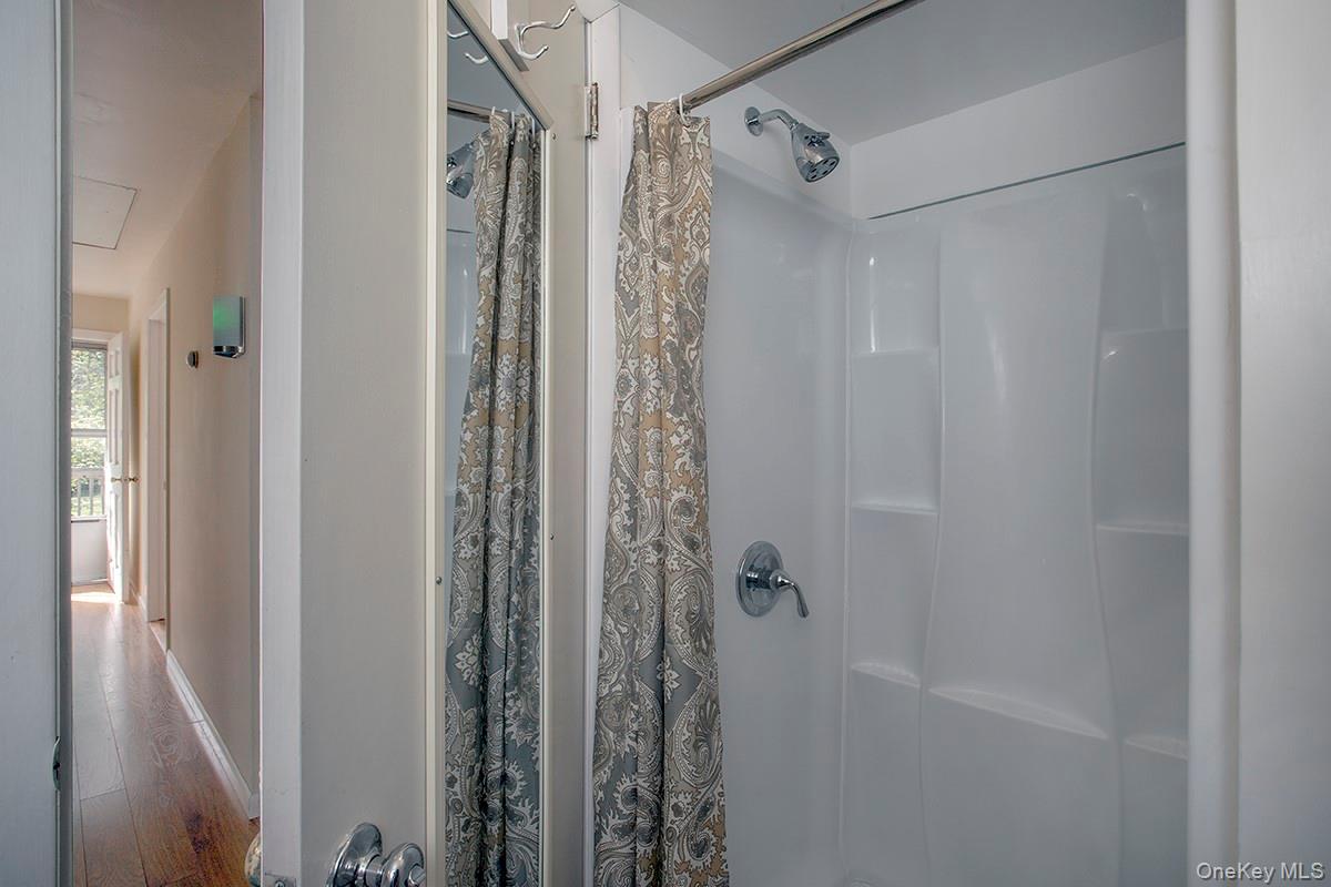 401 W Dover Road – For Sale photo 17