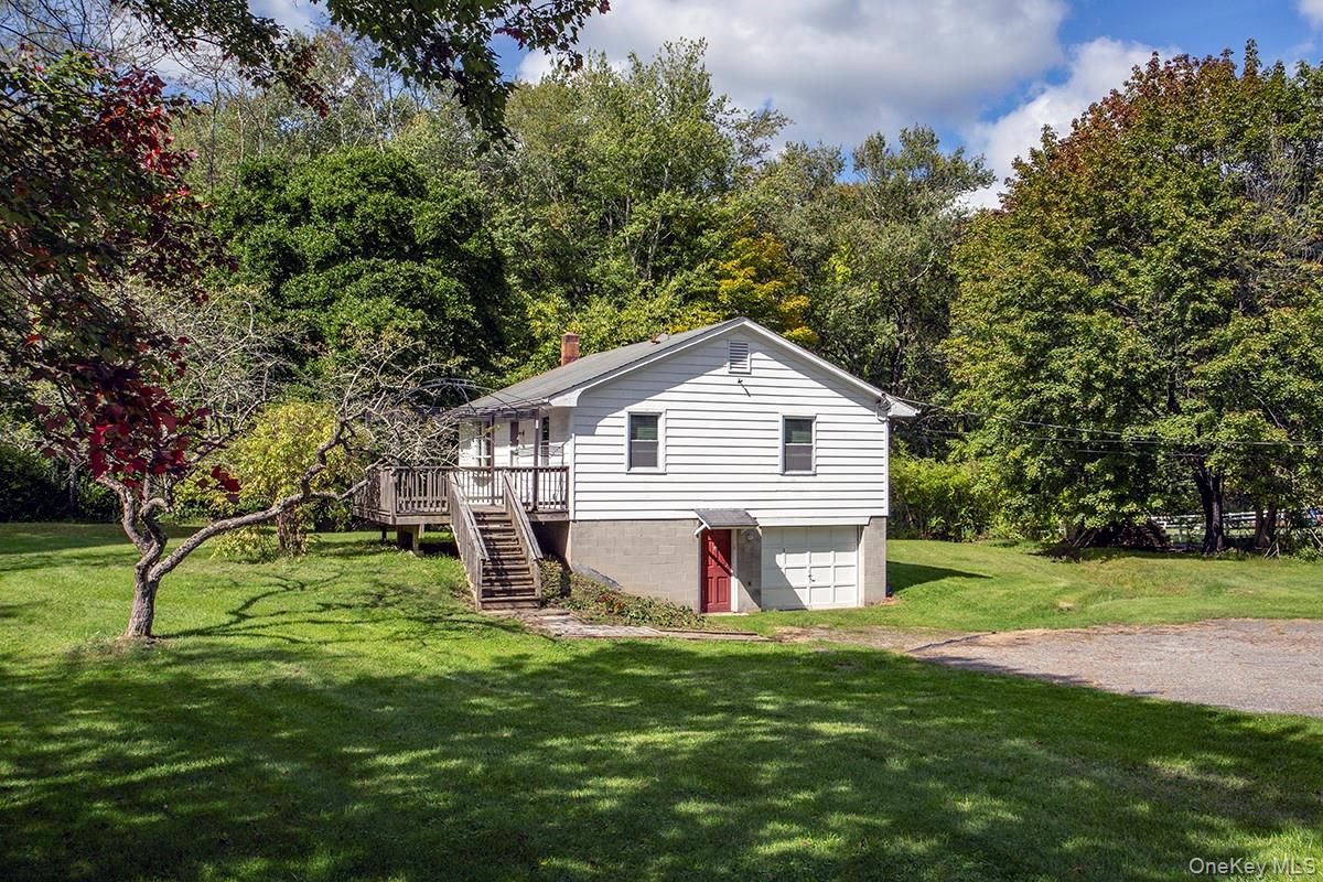 401 W Dover Road – For Sale photo 2