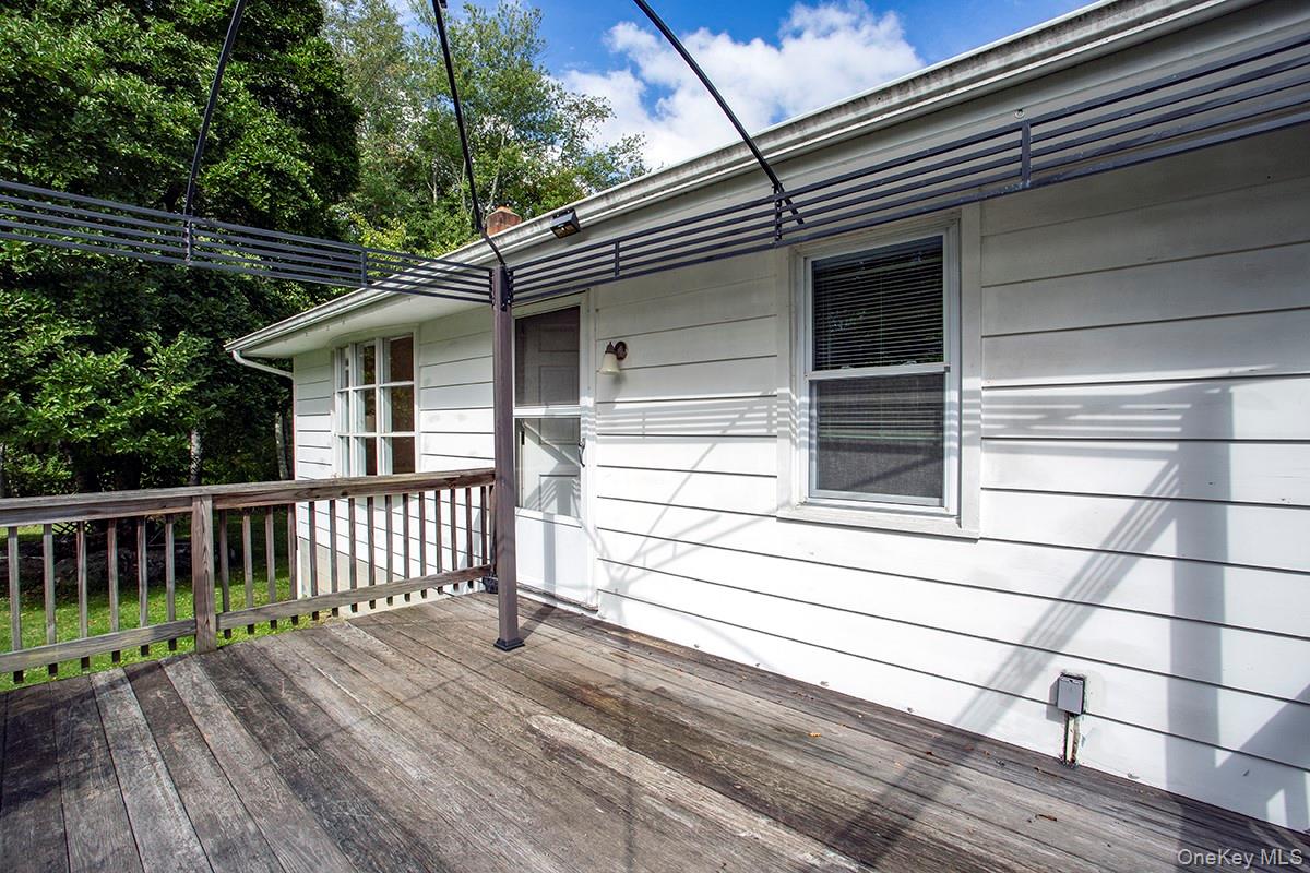 401 W Dover Road – For Sale photo 23