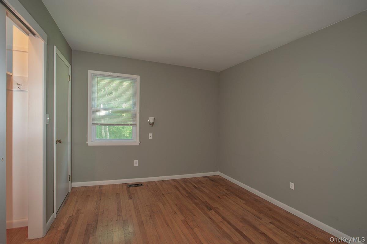 401 W Dover Road – For Sale photo 12