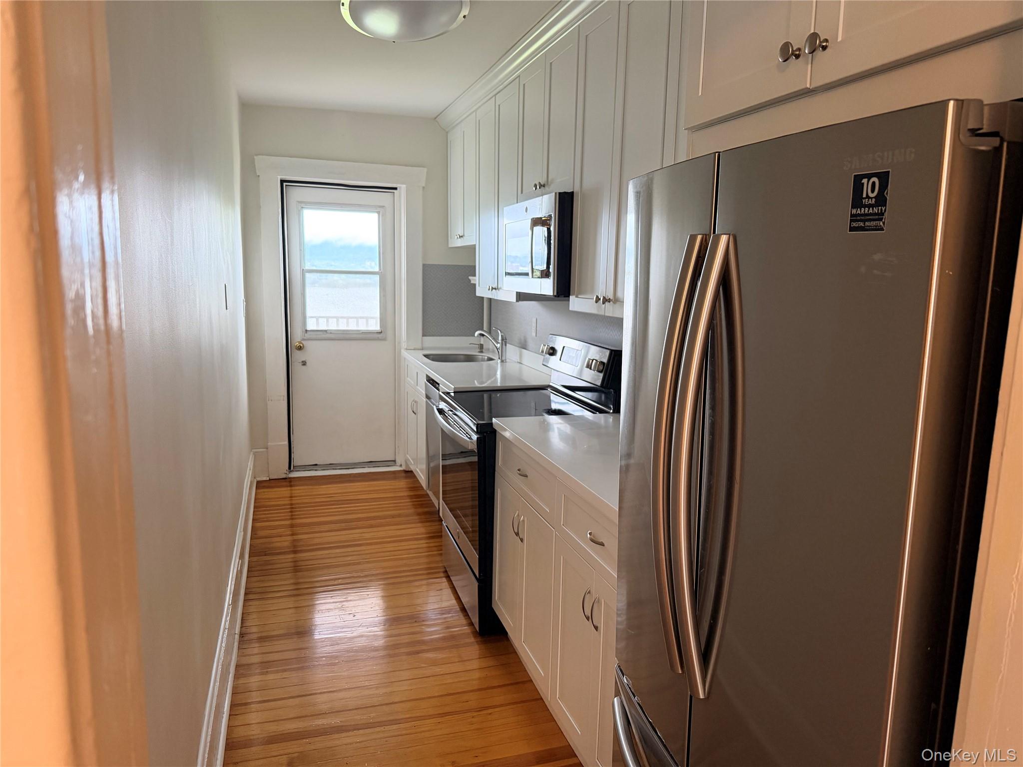 172 Grand Street, Unit 4 photo 13