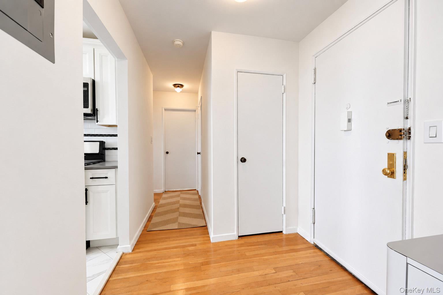 245 Rumsey Road, Unit 8R photo 5
