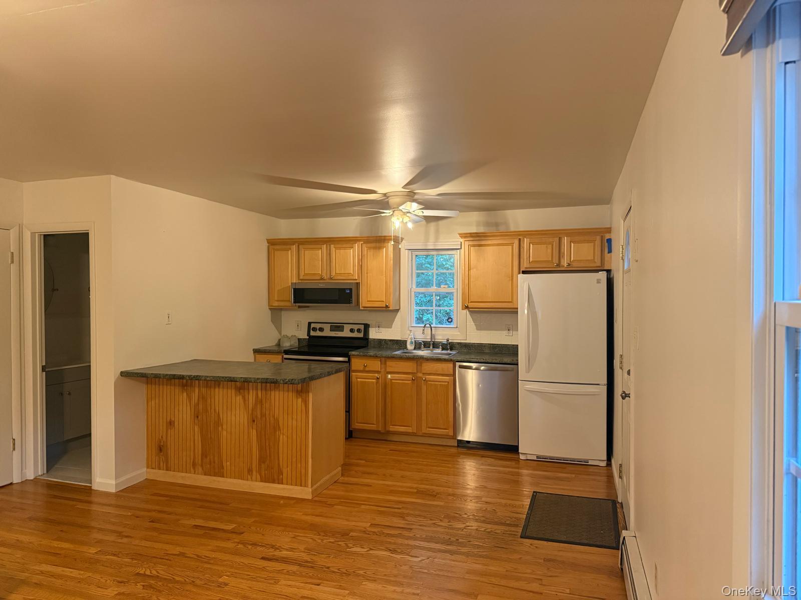225 Walker Valley Road – For Rent photo 3