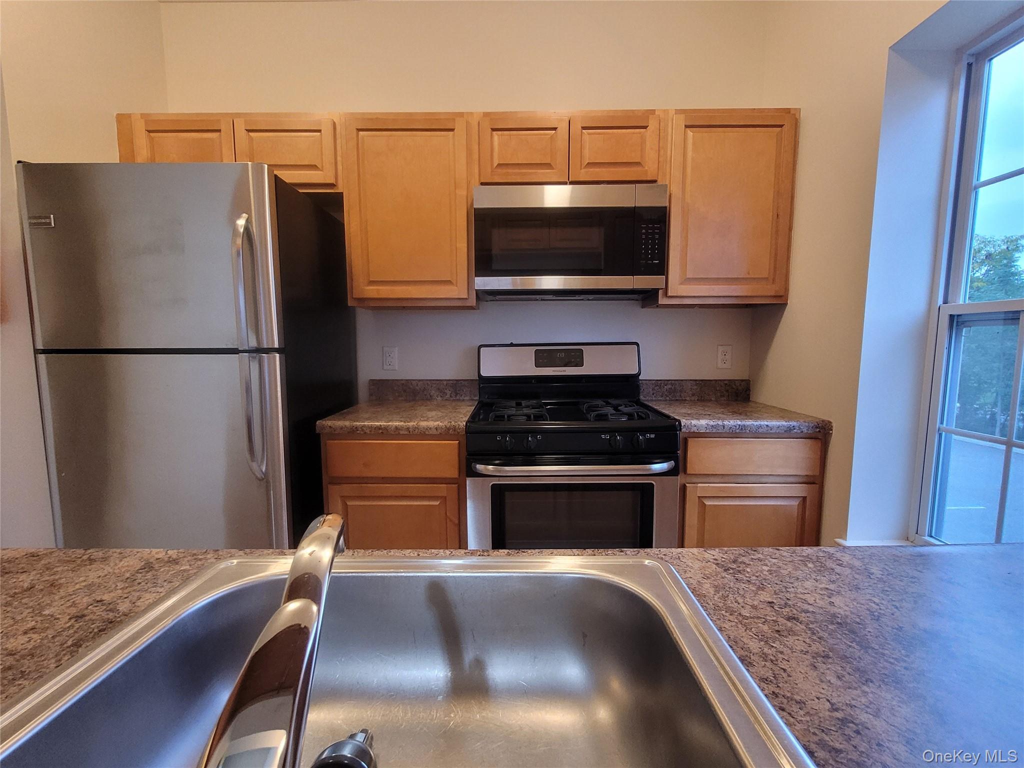294 Ruth Court – For Rent photo 3