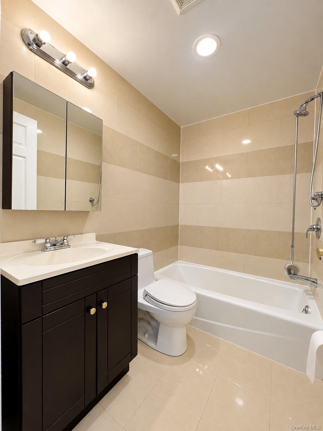 36-41 169th Street, Unit 2E photo 7