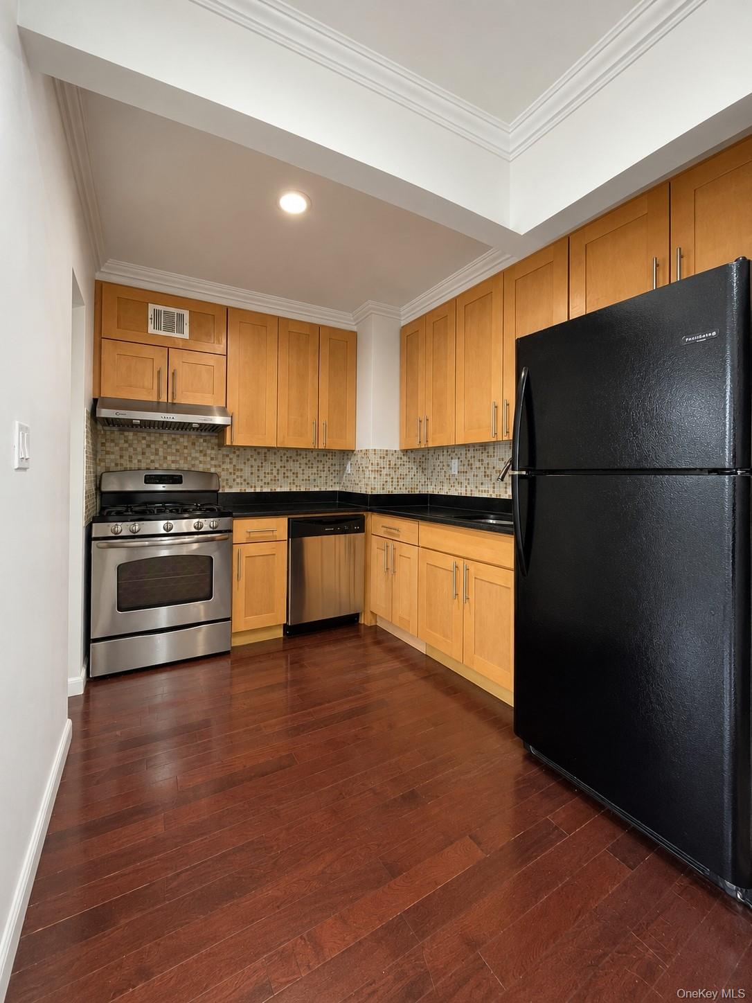 36-41 169th Street, Unit 2E photo 6