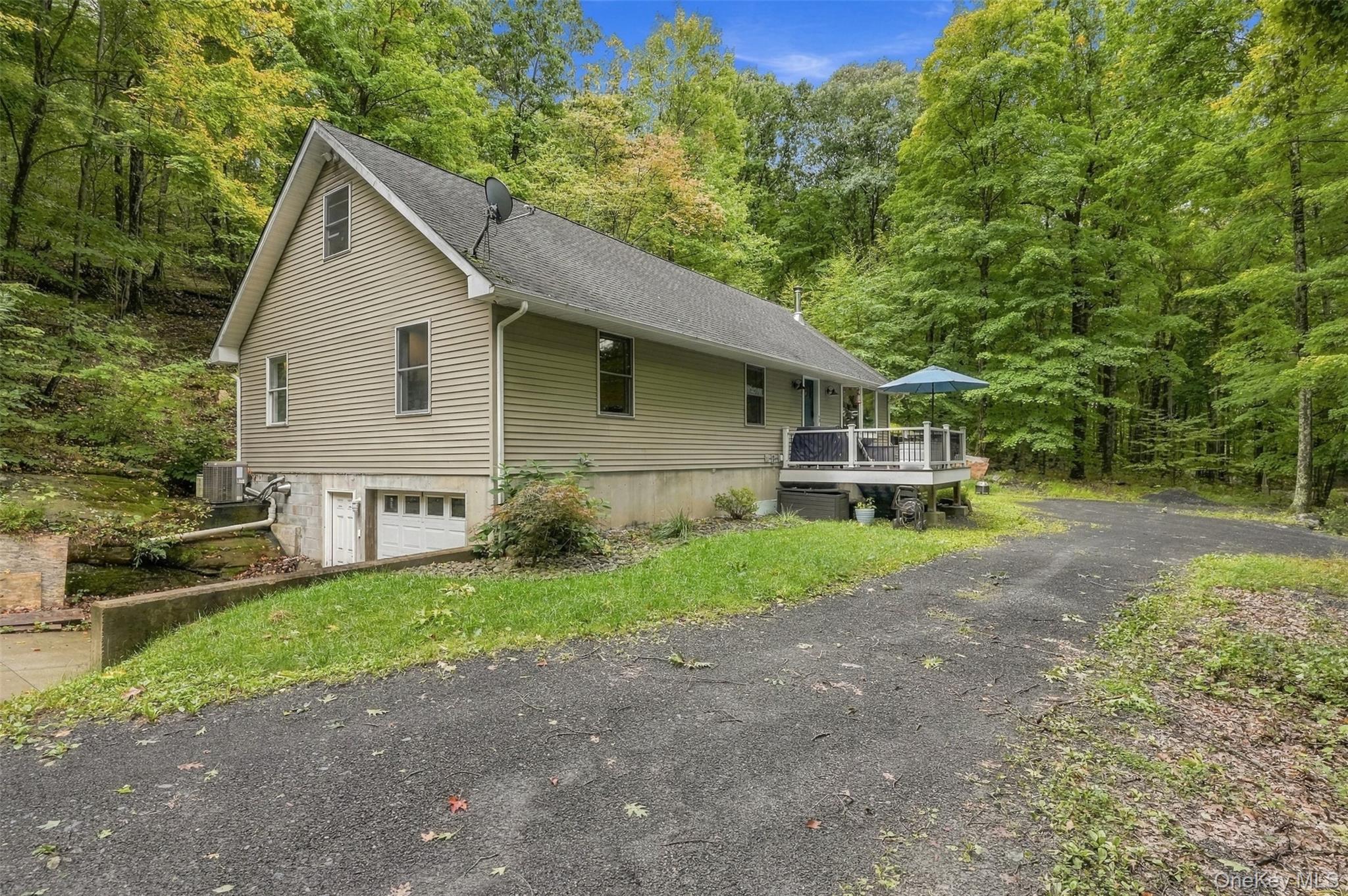 225 Hull Avenue – For Sale photo 24