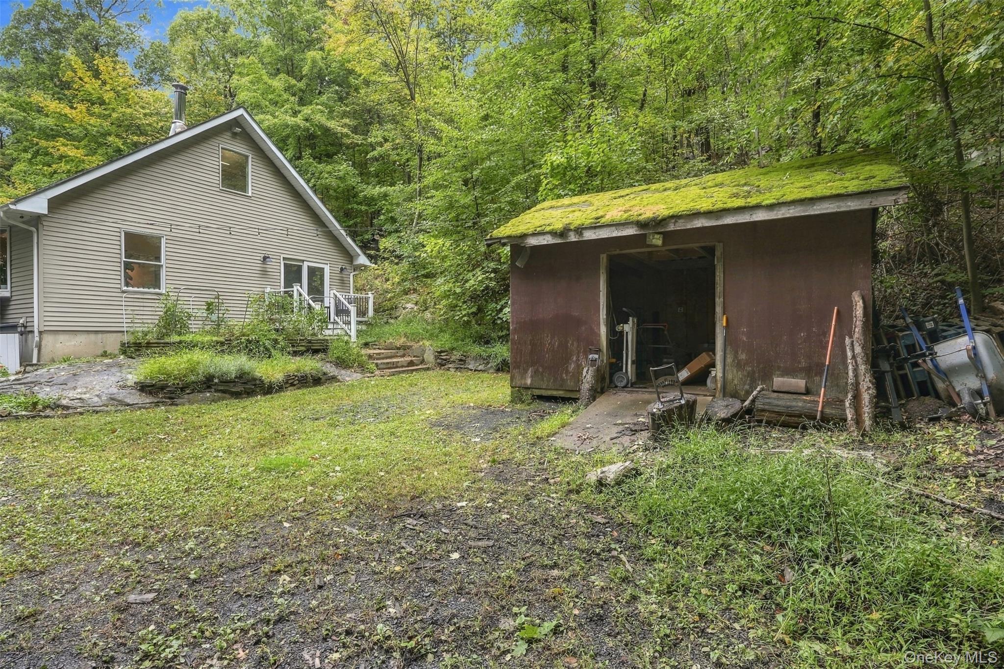 225 Hull Avenue – For Sale photo 29