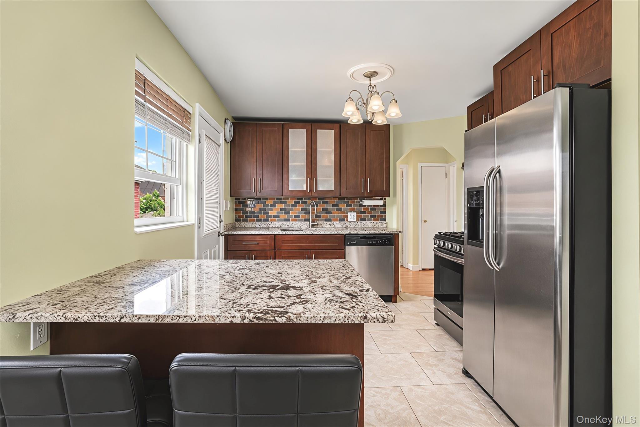 711 Covert Avenue – For Rent photo 7
