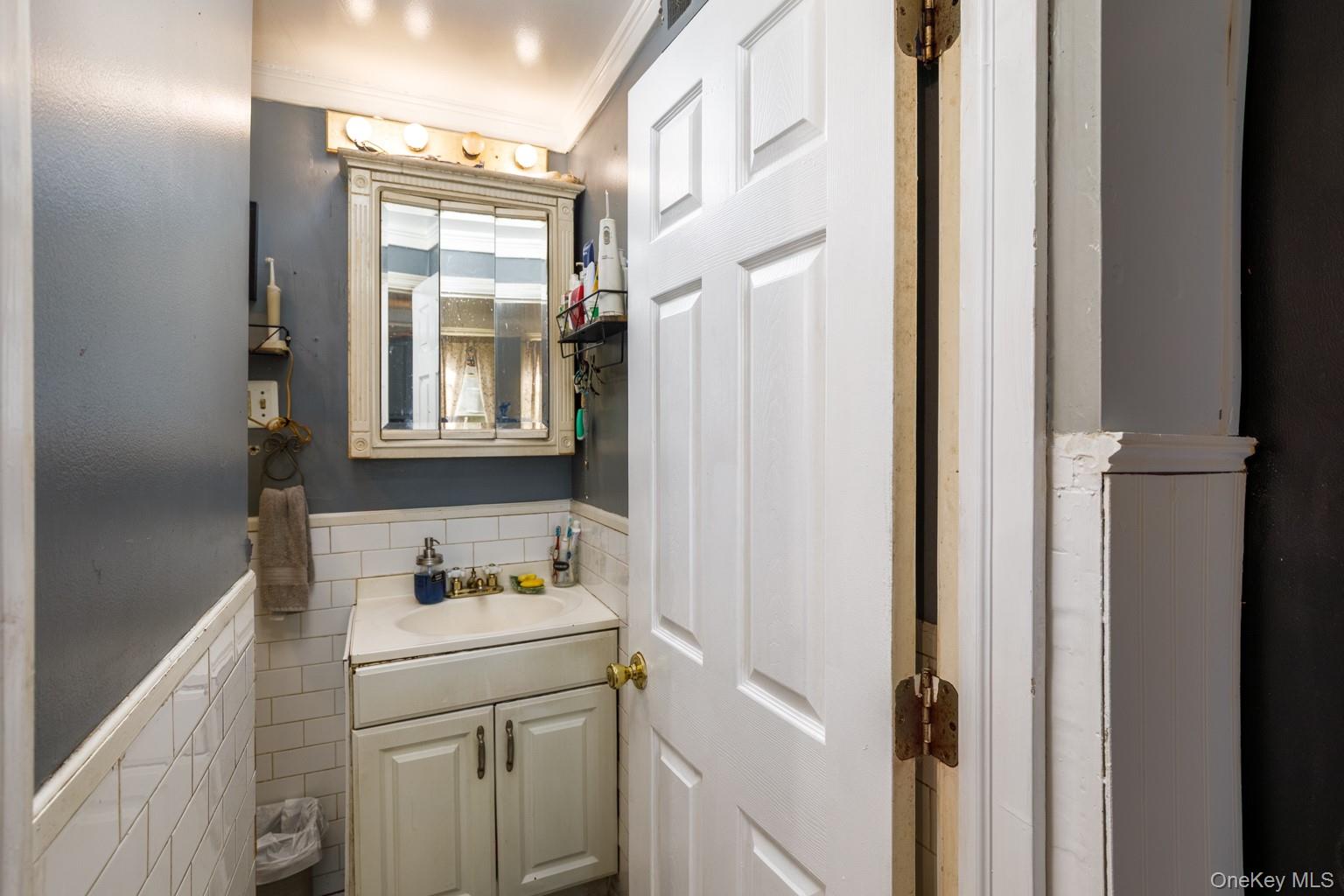 21 3rd Avenue – For Sale photo 7