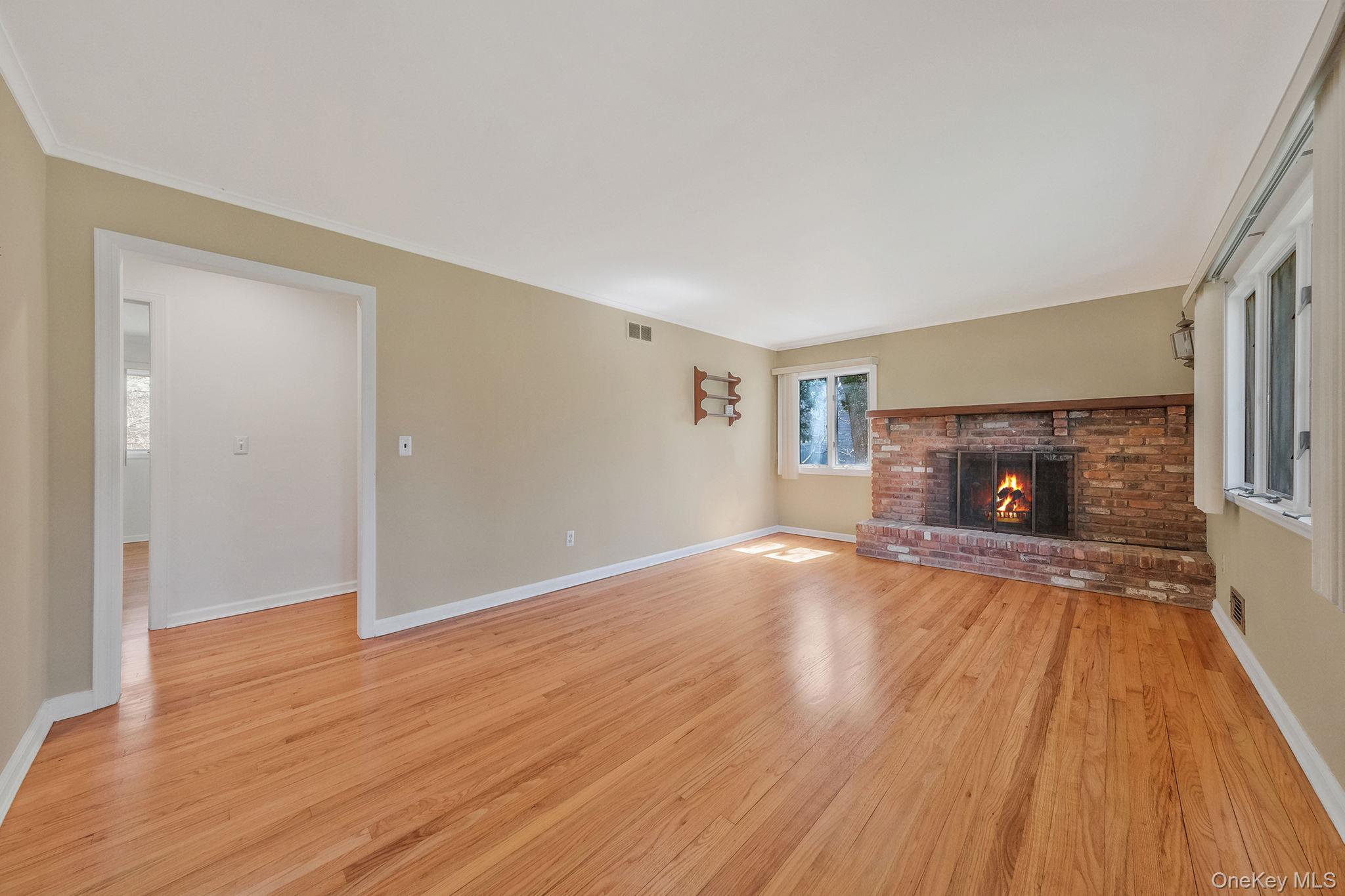 223 Connetquot Road – For Sale photo 20
